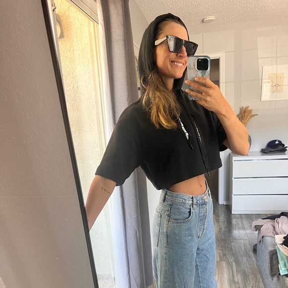 Alo cropped hoodie - Picture 2 of 6